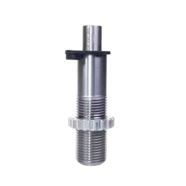 Metallic threaded tool component with gear