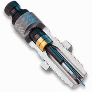 Metallic cutting tool with threaded design