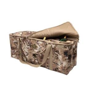 Camouflage hunting bag with open lid