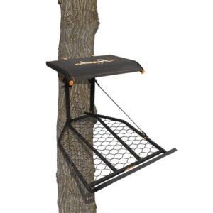 Tree-mounted hunting stand with mesh platform.