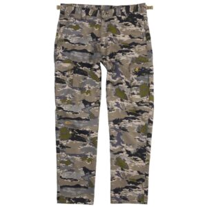 Camouflage cargo pants with multiple pockets